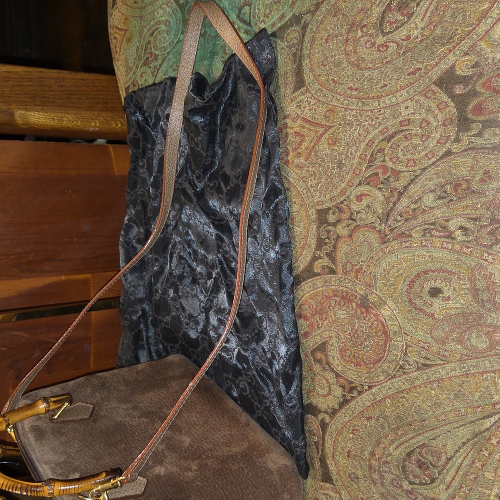 Gucci Vintage Suede Mini Bamboo Crossbody 00028650290 $1,250 Retail EUC - Picture 16 of 16
